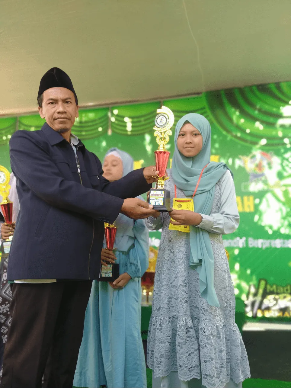 Juara 1 Pidato Bahasa Indonesia